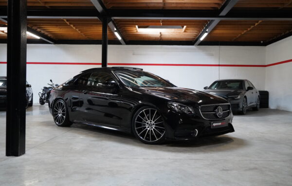 MERCEDES E200 COUPE AMG-LINE