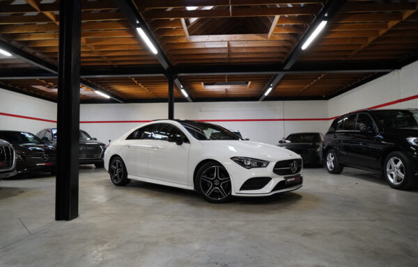 MERCEDES CLA 180 AMG-LINE